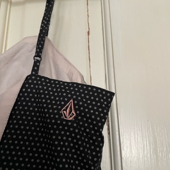 Volcom polka dot camisole. size M. cute buttons on the back. black & white 🖤🤍 - Picture 4 of 6